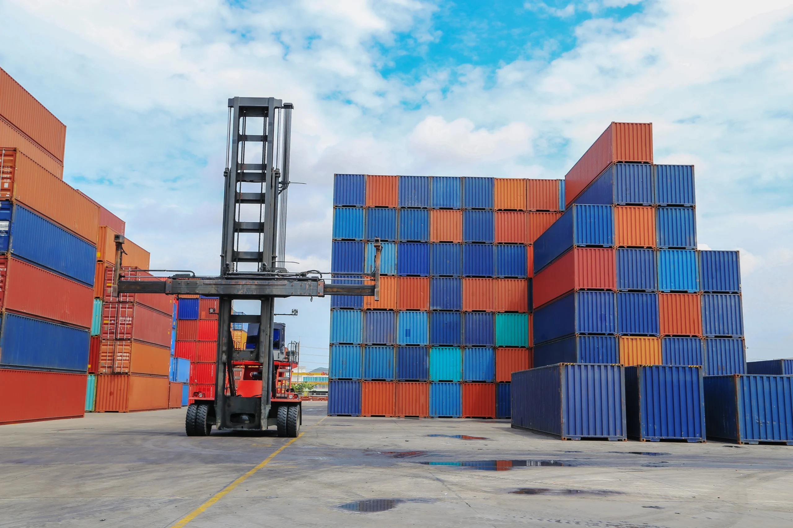 India UK trade deal food export containers at UK port
